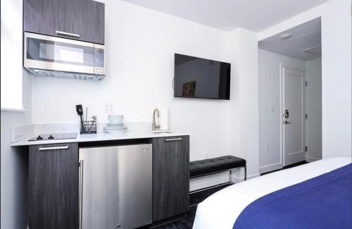 Fenway–Kenmore Apartment | Modern Studio in Historic Boston - Garden Unit #1