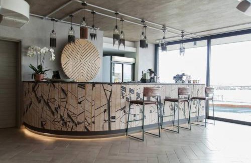 Salt River Apartment | Modern Studio in Wex1 538