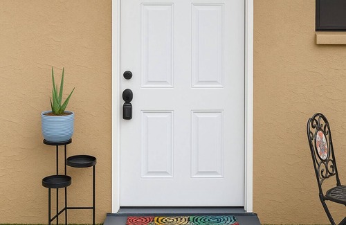 Spring Hill Apartment | Modern Studio Retreat in Spring Hill near Weeki Wachee & Gulf Coast