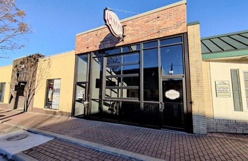 Tahlequah Apartment | Modern Studio Walk to Bars, Restaurants, Shopping #1