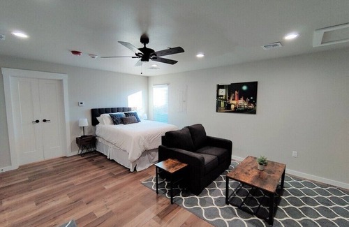 Tahlequah Apartment | Modern Studio Walk to Bars, Restaurants, Shopping #1