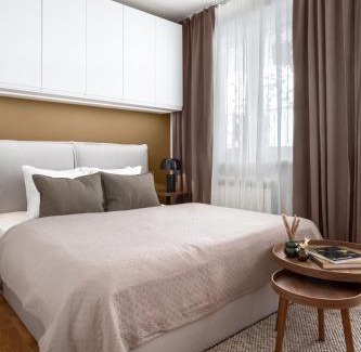Karlin Apartment | Modern studio with terrace