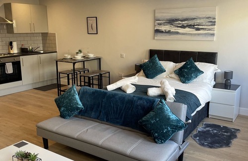 Northampton Apartment | Modern, Stylish Studio Apartment in Central Northampton