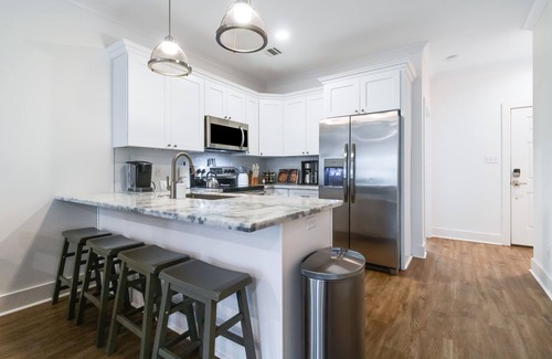 Lafayette House | Modern Townhome Charm in a Trendy Neighborhood