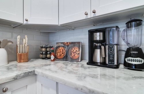 Lafayette House | Modern Townhome Charm in a Trendy Neighborhood