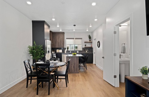 Capitol Hill House | Modern Townhome near Downtown - Skyline View
