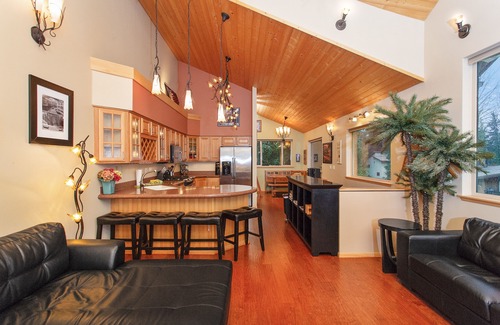 Alyeska House | Modern Townhome with stone fireplace, mountain views, deck & ski in/out