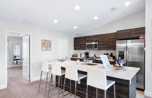 Haines City House | Modern Townhouse, Balmoral Resort Haines City Vacation Rentals