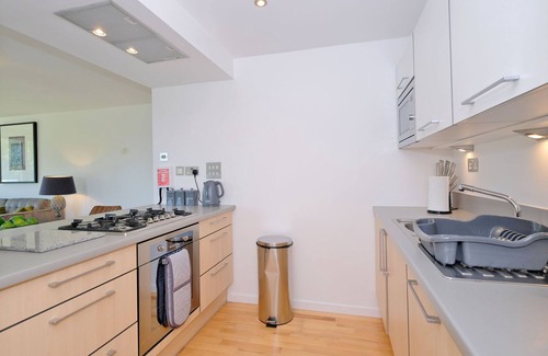 Dyce Apartment | Modern two bedroom Aberdeen apartment with river views