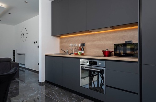 Sumber Villa | Modern Villa Alison Deluxe with private spa center and heated swimming pool