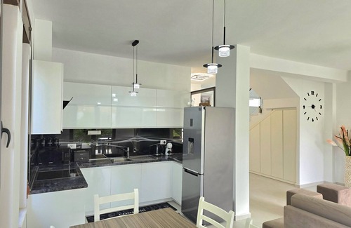 Ishem Villa | Modern Villa At Perla Resort 161