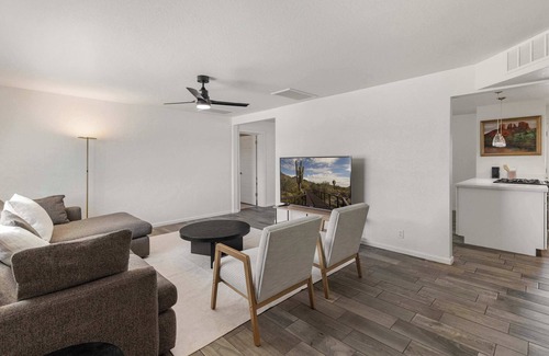 Tempe House | Modern Villa Comfy Stay in Tempe with pool