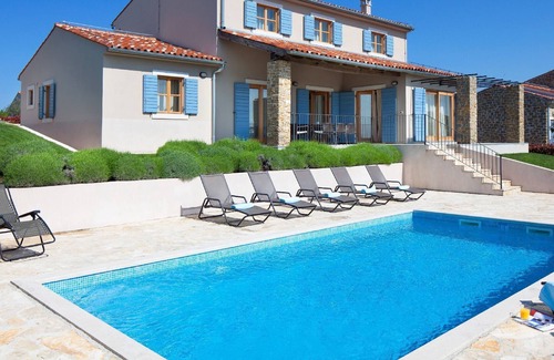 Baredine Villa | Modern Villa in Baredine with Pool