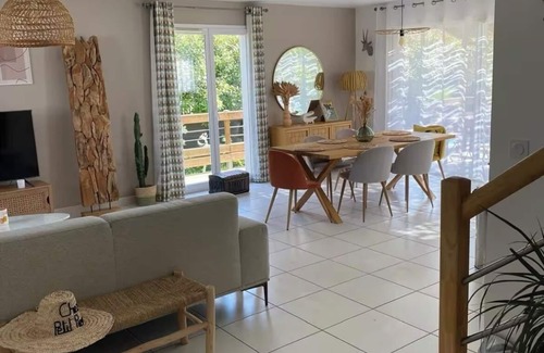 Aimargues House | Modern villa with pool