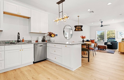 University House | Modern Waco Retreat in a Prime Location