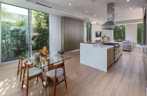 Melrose Villa | Modern Weho Luxury Stunning High Ceiling + Rooftop