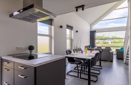 Tynaarlo Villa | Modern wellness villa with sauna