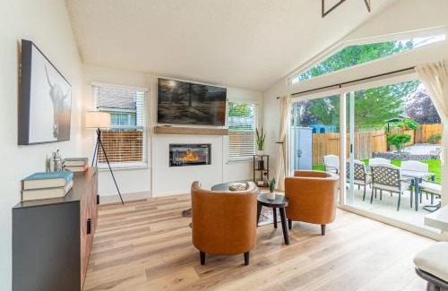 Northwest Reno House | Modern Western Retreat Pet Friendly 4 Bed 2 Bath