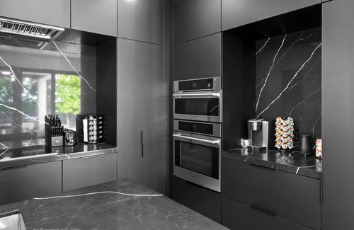 Liberty City Villa | Modern Zen Oasis in Design District Sleeps 16