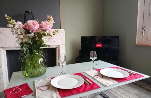 La Celle-sous-Gouzon Apartment | MODERNE ET RENOVE Capacité 4 personnes, 1 chambre, Terrasse in Dunkerque
