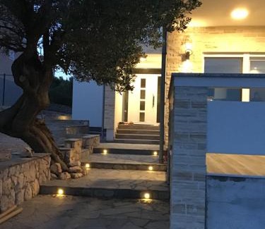 Jakisnica Villa | Moderner Bungalow mit Meerblick