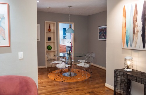 Neartown Apartment | Modernized Retro Home In The Montrose