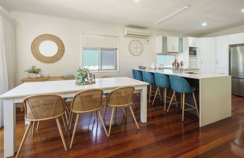 Moffat Beach House | Moffat Beach Magic: Family and Pet Friendly Oasis