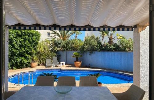 Mojacar Apartment | Mojacar Villa - Villa Caletta - 4 bedroom - sleeps 8 - R954