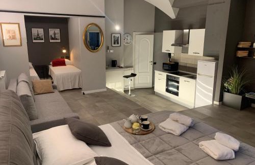 Albate Apartment | Molino nuovo