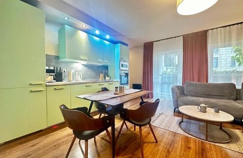 Srodmiescie Apartment | MOMOApart - Słowiański Skwer