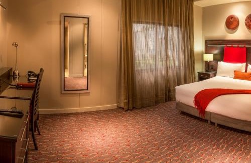 O.R. Tambo Hotel | Mondior at Emperors Palace