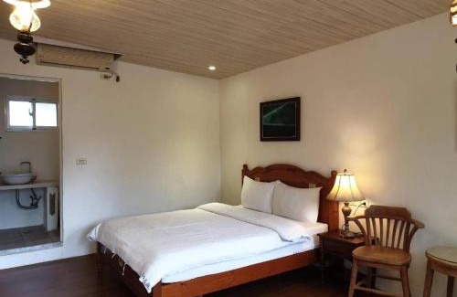 Shoufeng House | Monet Garden Coffee Farm