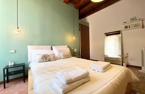 Sulzano Apartment | Monica House