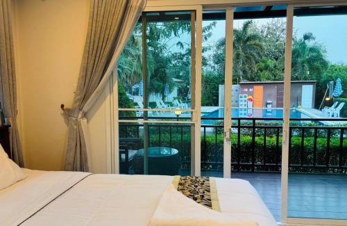 Hin Lek Fai Hotel | Monmai Resort Huahin