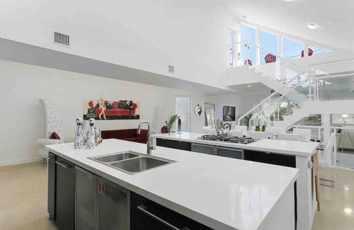 Downtown Fort Lauderdale House | Monroe Mansion Las Olas Downtown House With Pool!