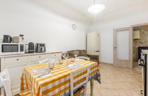 Monserrato Apartment | Monserrato Cozy Apartment near the Policlinico!