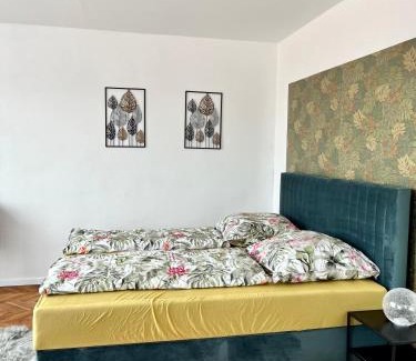 Kolin 2 Apartment | Monstera I