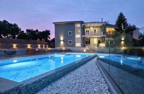 Akrotiri Villa | Mont Bleu Luxury Villa