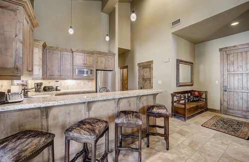 Deer Valley Condo | Mont Cervin #33 by AvantStay | Luxury Ski in Ski out home in Park City!
