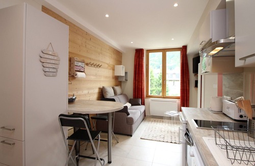 Mont-Dore Apartment | Mont-Dore: Stylish 1BR Apartment with Parking - Close to Thermes & Shops