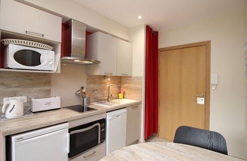 Mont-Dore Apartment | Mont-Dore: Stylish 1BR Apartment with Parking - Close to Thermes & Shops