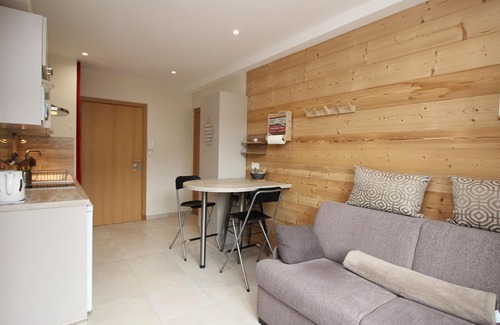 Mont-Dore Apartment | Mont-Dore: Stylish 1BR Apartment with Parking - Close to Thermes & Shops