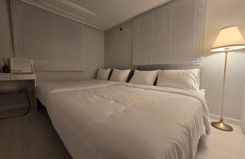 Seorim-dong Apartment | Montara