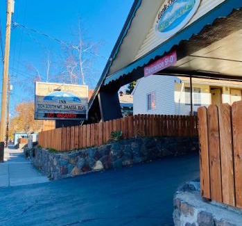 Mount Shasta Hotel | Monte Bianco Inn