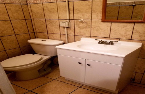 Harbor Hotel | Monterey Inn Hotel