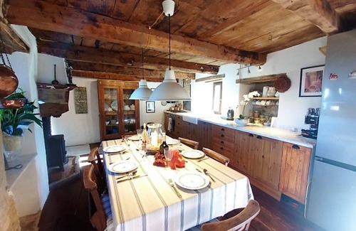 Castelnuovo di Garfagnana Villa | Monterotondo mountain villa with private pool, walk restaurant, WIFI.