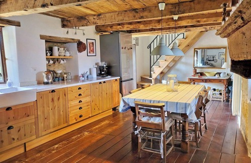 Castelnuovo di Garfagnana Villa | Monterotondo mountain villa with private pool, walk restaurant, WIFI.