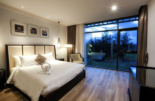 Dien Ban Hotel | Montgomerie Links Hotel & Villas
