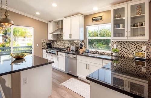 Cardiff-by-the-Sea House | Montgomery "South" - Ocean views with a short walk everywhere with beach gear!