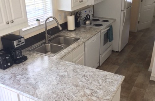 Trailer Estates House | Monthly Discounts Apply and will be reflected in your price quoten
